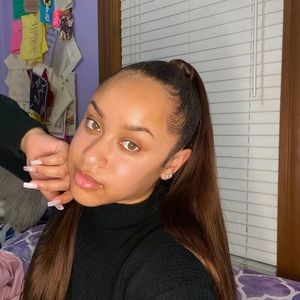 Meet your Posher, Indie